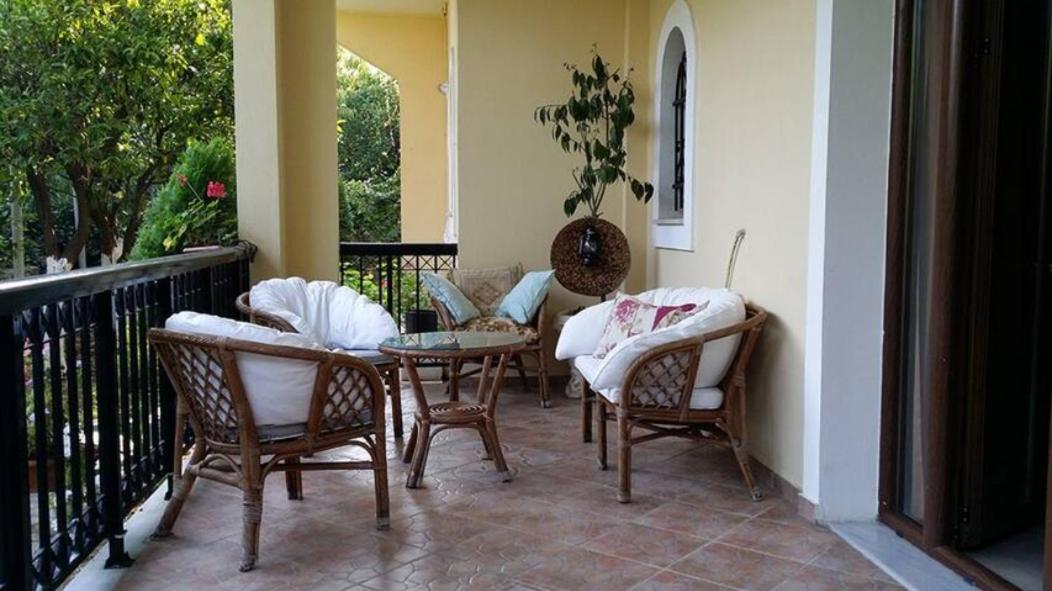 Tholeto Apartments Agios Gordios  Exterior photo