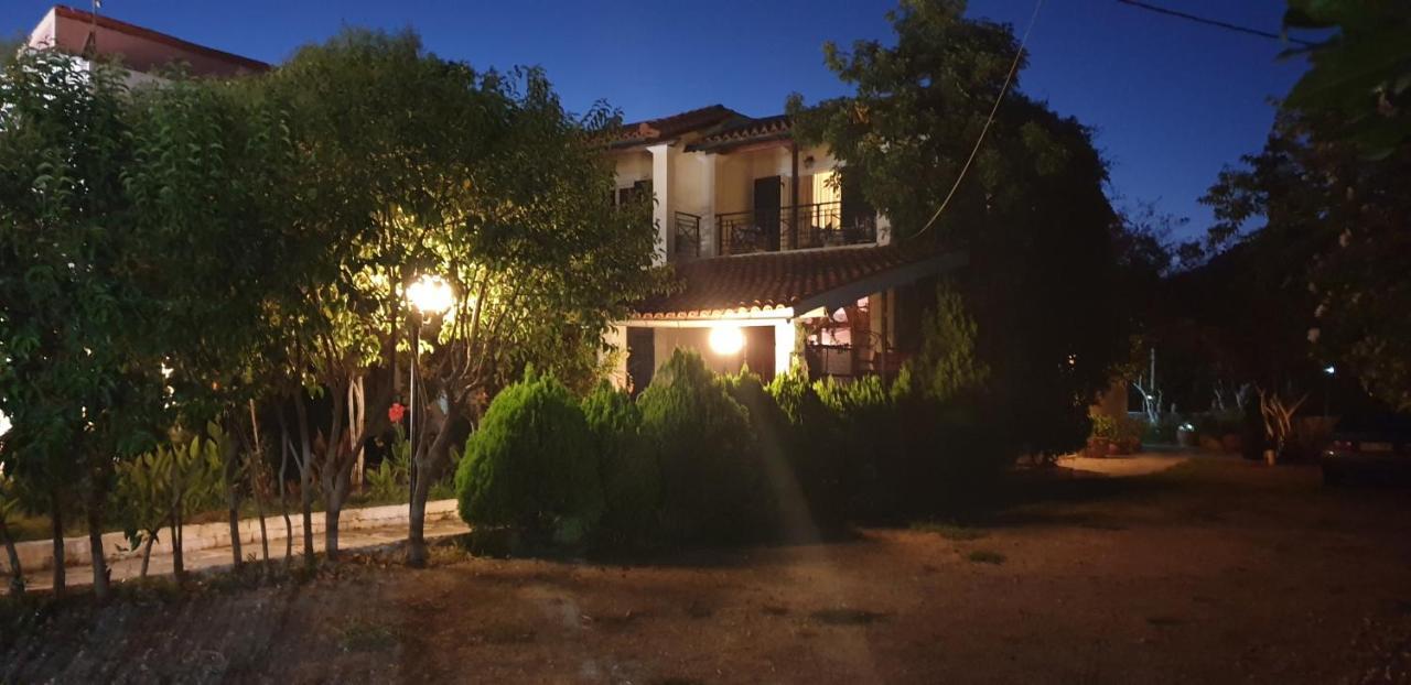 Tholeto Apartments Agios Gordios  Exterior photo